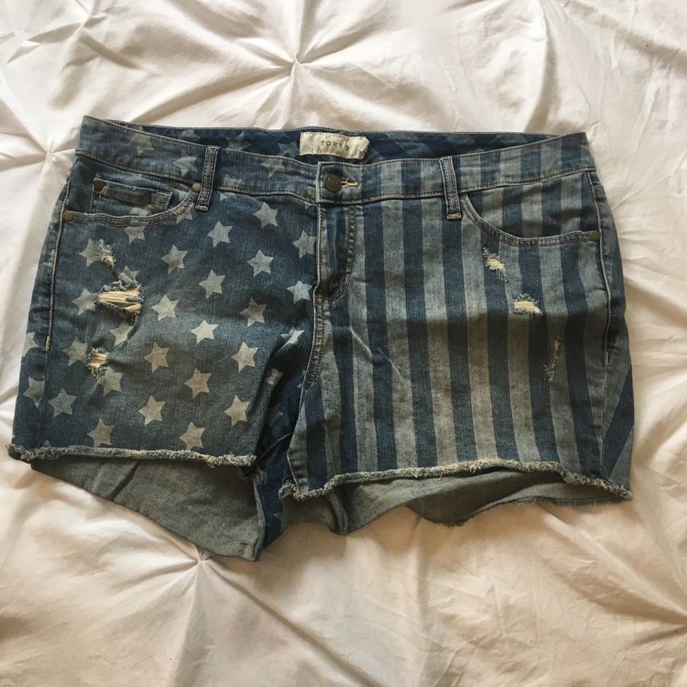 Torrid Stars and Stripes shorts
